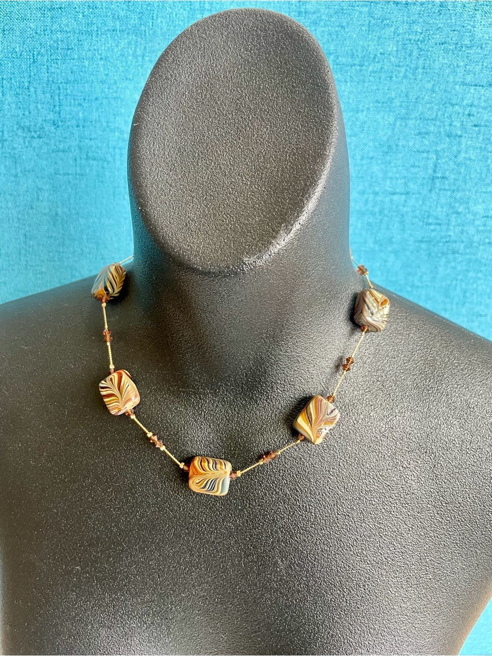 Multicolor Swirl Bead Necklace - Women Jewelry